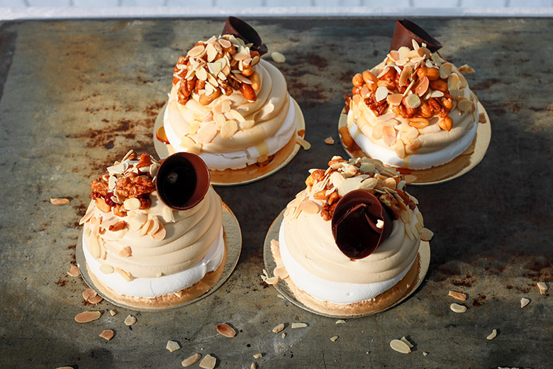 Bezé – ořechy v karamelu